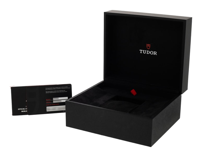 Tudor Black Bay Pro M79470-0003